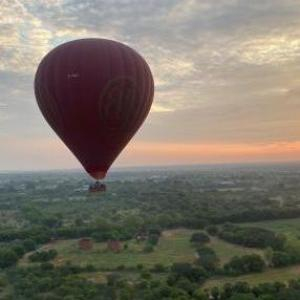 Ballon Bagan 2